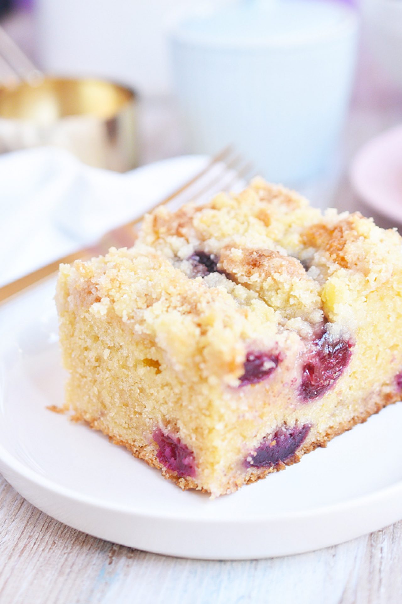 Coffee cake de almendras con cerezas