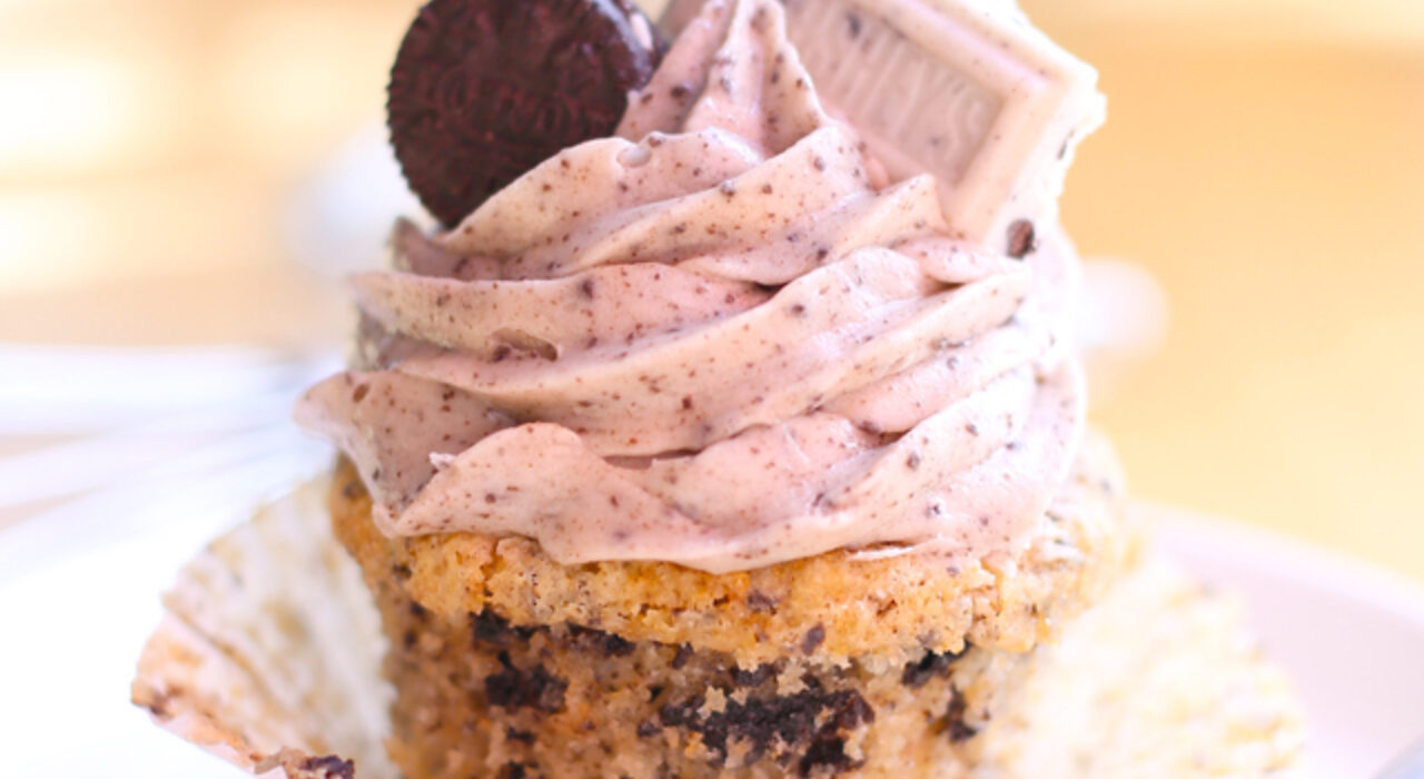Cupcakes de cookies and cream, para celebrar el cumpleaños #3 del blog!